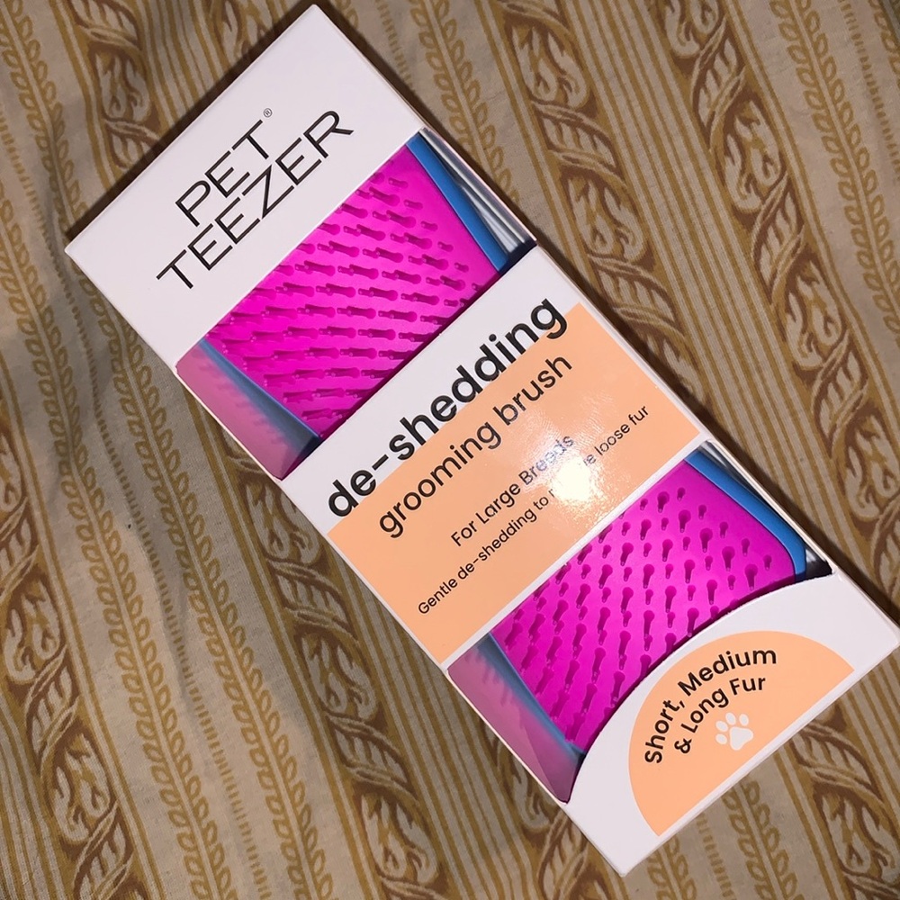 NWT Tangle Teezer Pet The Ultimate deshedding grooming Brush, Large, Pink